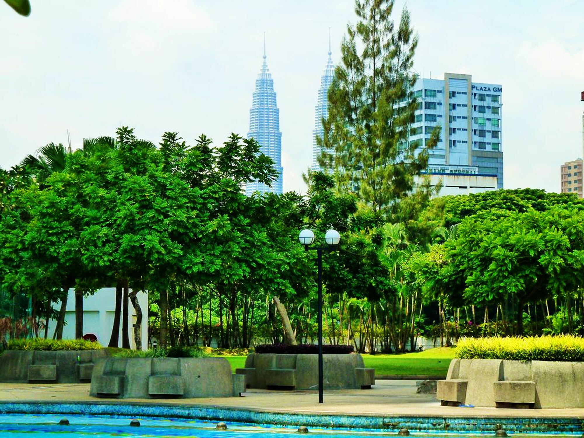 Pwtc Bistari Service Apartment Kuala Lumpur Buitenkant foto