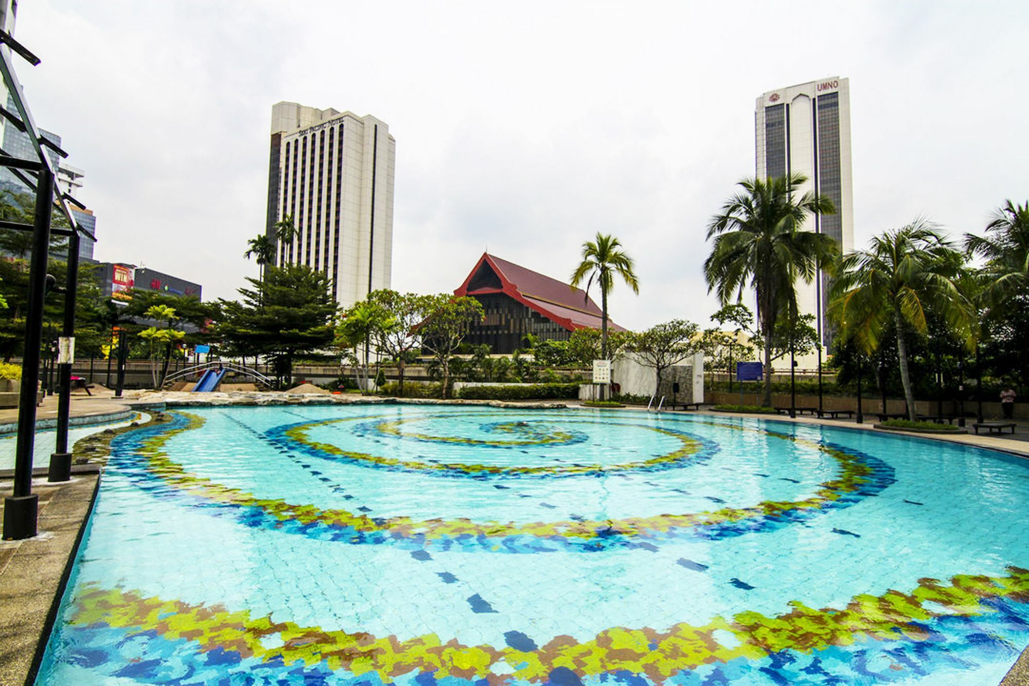 Pwtc Bistari Service Apartment Kuala Lumpur Buitenkant foto